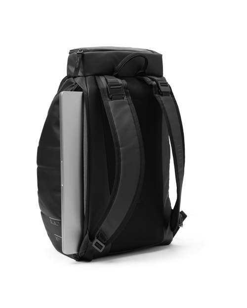 Hugger Backpack 25L Black Out - Wave Riding Vehicles