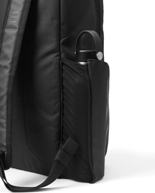 Skate Daypack 20L Black Out - Wave Riding Vehicles